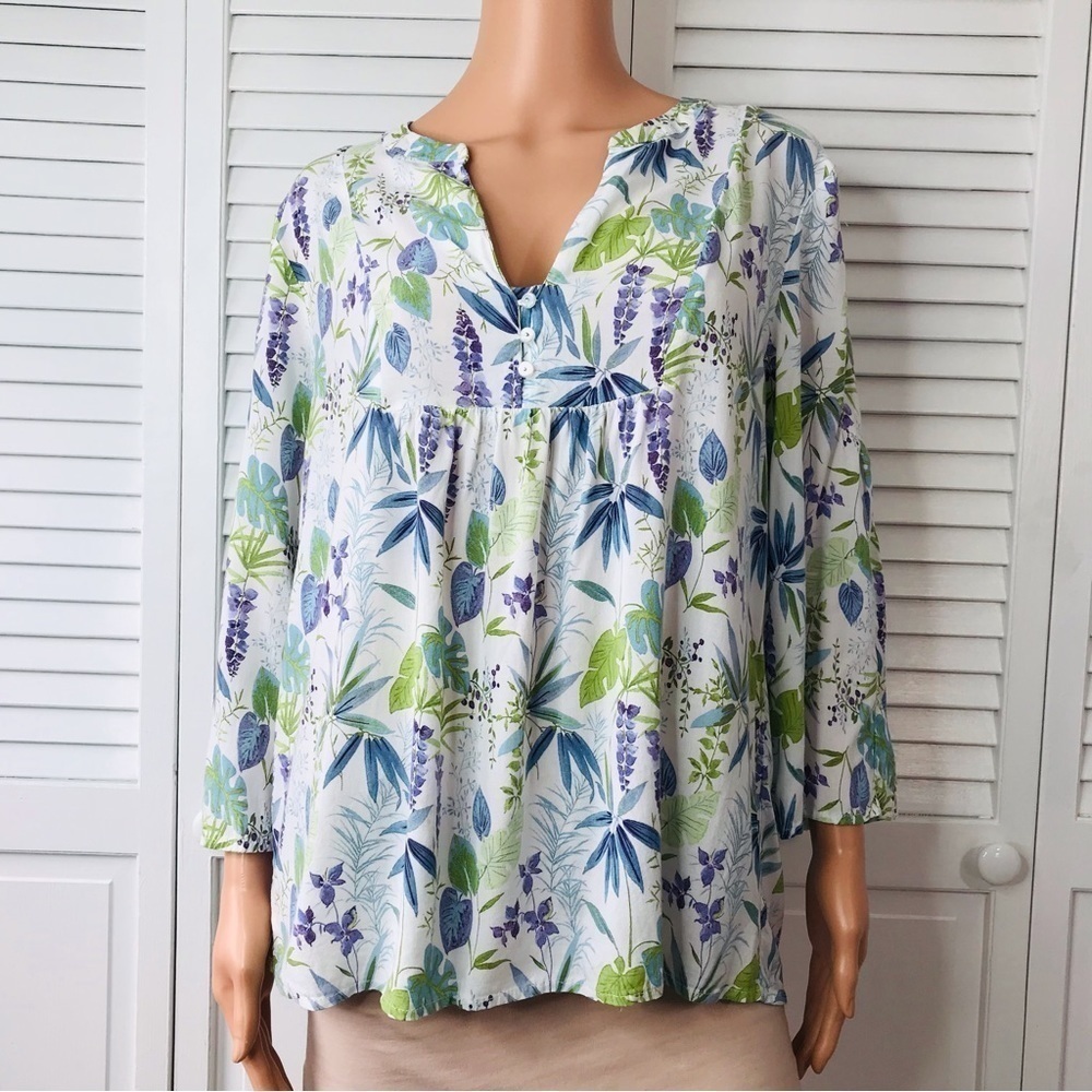 ANNE CARSON White V-Neck Floral Blouse Size Large